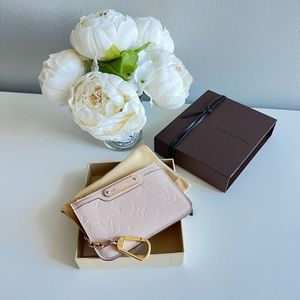 Rare Louis Vuitton Rose Ballerine Key Cles